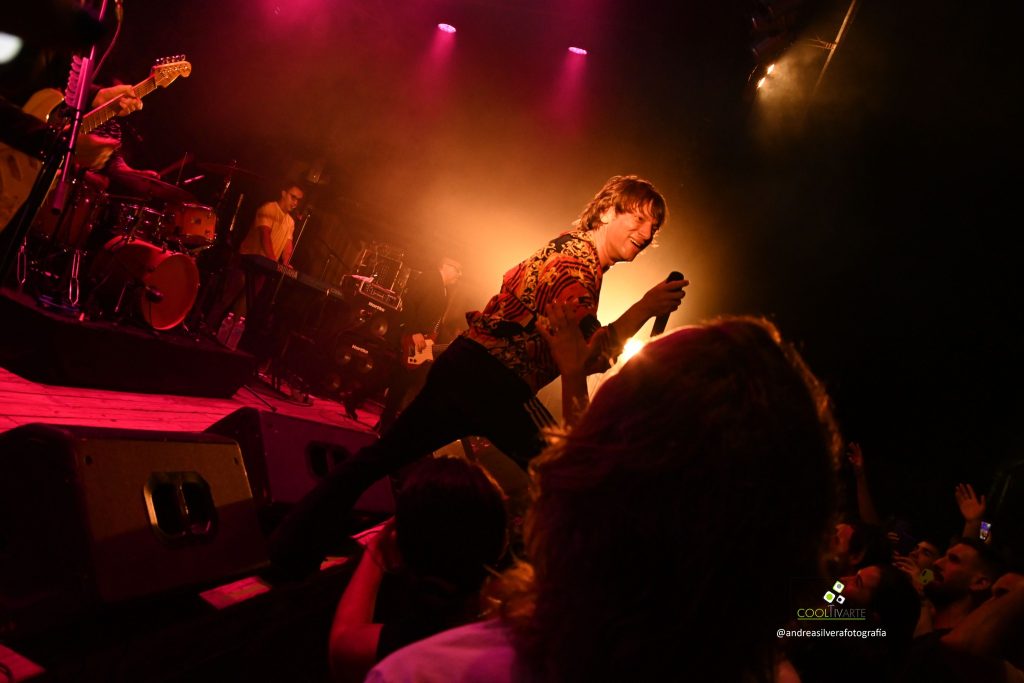 Turf - Medio y medio - Febrero 2024 - Foto Andrea Silvera