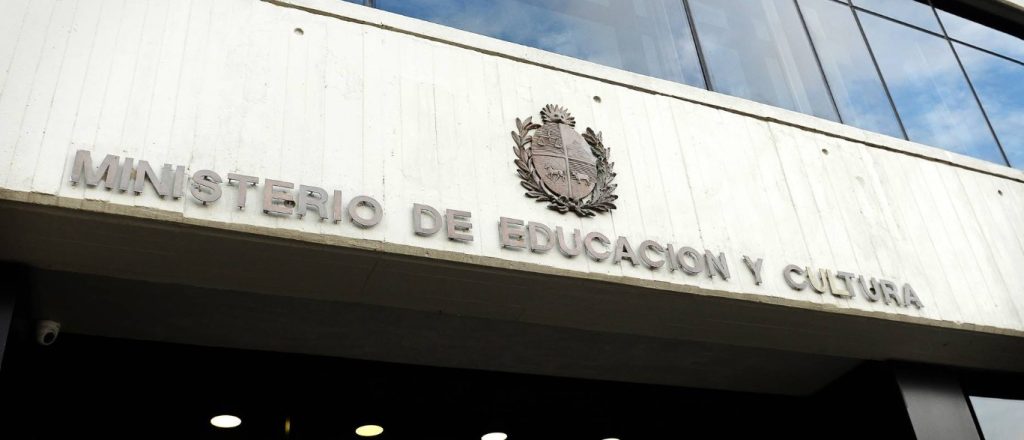 ministerio de educación y cultura