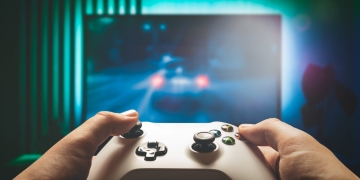 ¿Cómo funciona la tecnología cross-platform en los videojuegos?