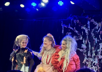 Nornas - pieza bufona - Del Sábado 5 de julio. Hasta el 23 de agosto 2025 by María José Pieri