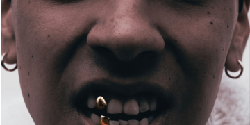 MILO J presenta BAJO DE LA PIEL, primer corte de su próximo álbum