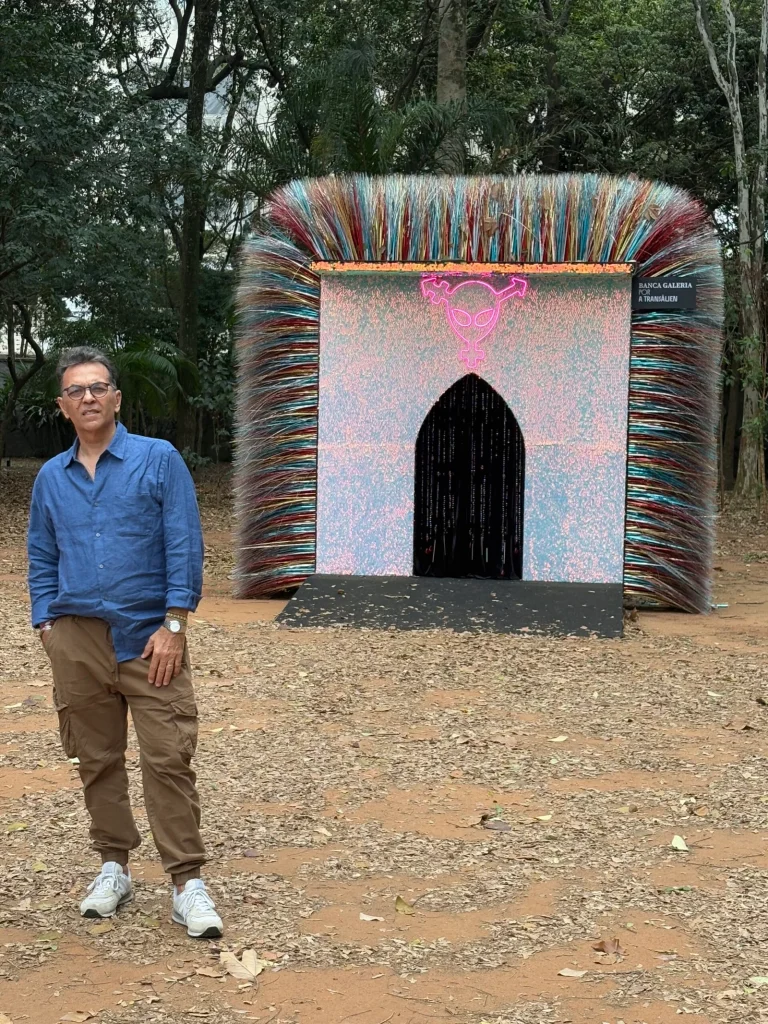 Nem tudo que reluz - São Paulo - Brasil por Daniel Benoit Cassou