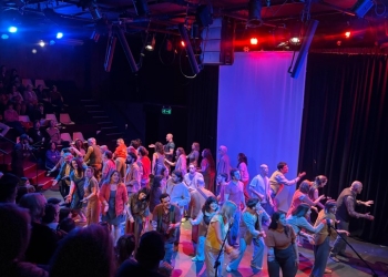 Coro del Tump - Sala Atahualpa Teatro El Galpón - octubre 2025 by María José Pieri