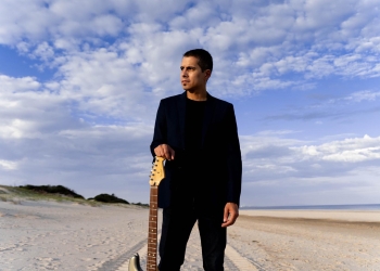 Autofagia, de Martín Laco en la Sala Hugo Balzo by Marcelo Rodríguez Arcidiaco