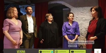 Verona Las máscaras caen en el baño Entrevista al elenco de la obra de Claudia Piñeiro by María José Pieri - Diego Castro Famea