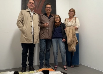 15 años del EAC y una curaduría que reactiva el acervo atrapado - ¿Quién responde? by Daniel Benoit Cassou