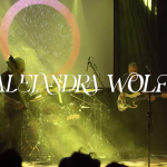 ALEJANDRA WOLFF - Bicho Viajero - En Vivo - Sala Camacuá