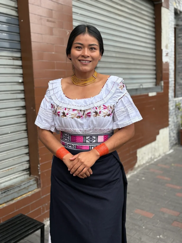 Ecuador, a mi regreso - Un país de tres mundos by Daniel Benoit Cassou