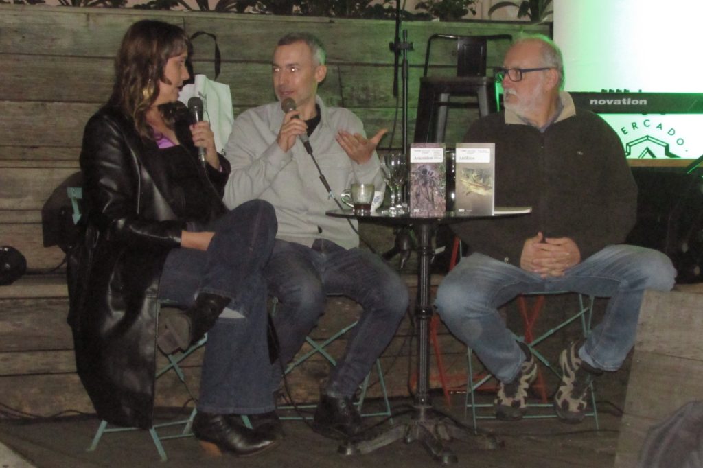 Presentación de Guías de Naturaleza Tresefes Anfibios y Arácnidos – Mercado Ferrando-foto Diego Castro Famea