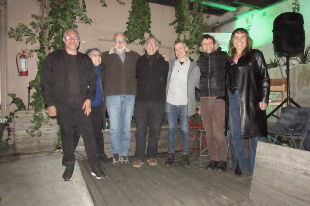 Presentación de Guías de Naturaleza Tresefes Anfibios y Arácnidos – Mercado Ferrando-foto Diego Castro Famea