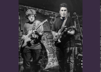 Hay mil cosas que no puedo darte, mil maneras para resistir. Andres Monetti en el hormiguero Bar by Sara Porro