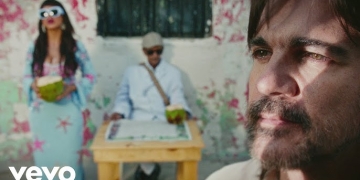 Juanes, Bomba Estéreo - Muérdeme