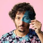 Adrián Berra celebra con el lanzamiento de Nunca se termina