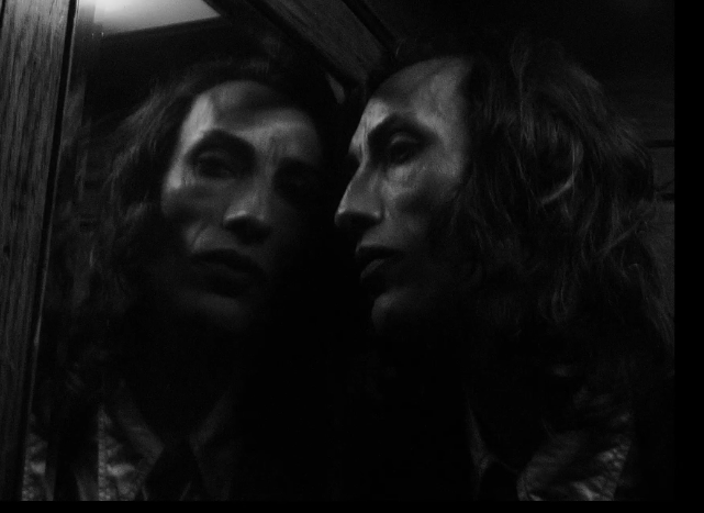 Lady Ego, líder de RRRRRR. Instagram oficial de la banda.