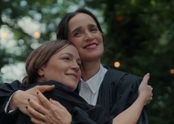 Julieta Venegas Ft. Natalia Lafourcade - Tengo que Contarte