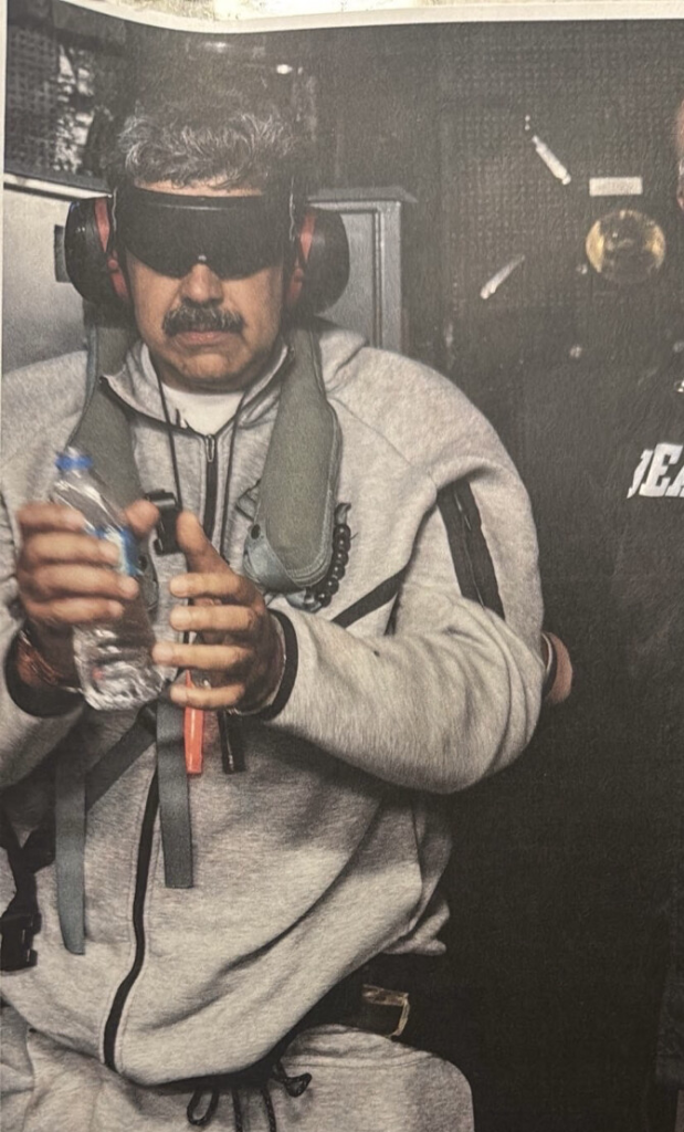 Nicolás Maduro a bordo del USS Iwo Jima rumbo a Nueva York