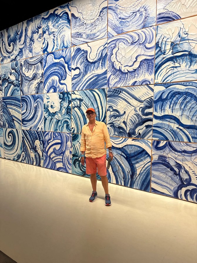 Adriana Varejão - El azulejo parece perfecto… hasta que se rompe por Daniel Benoit Cassou
