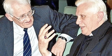 Cuando Habermas se sentó frente a Ratzinger. Crónica de una conversación improbable por Eduardo Infante