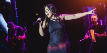 Angela Leiva cerró una noche a puro ritmo en la 59ª Semana de la Cerveza - Abril 2026 – Fotos Damiancejasdelgue – CPMU