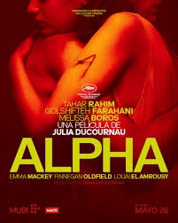 ALPHA una película de Julia Ducournau