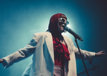 BONI estrena la versión en vivo de "Plot Twist", nuevo single