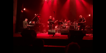 “Entre Amigos” regresa a la Sala Zitarrosa con una edición dedicada a Cacho de la Cruz