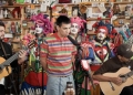 MILO J LANZÓ SU TINY DESK CON NPR