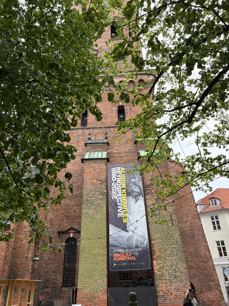 Nikolaj Kunsthal - Cuando el edificio gana la partida - Copenhague - Dinamarca por Daniel Benoit Cassou