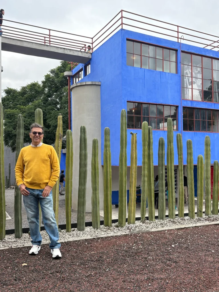 Casa Estudio Diego Rivera y Frida Kahlo - Un manifiesto de modernidad - CDMX - México por Daniel Benoit Cassou